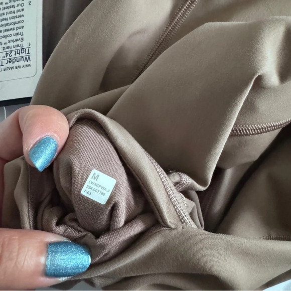 🆕🤎 Lululemon Asia Fit Wunder Train HR Tight 24” Hem Slit - Tauptastic Tan - Picture 10 of 14